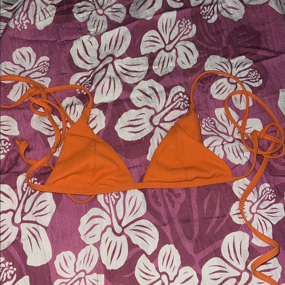 Tai Swim Top Size Small